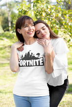 Carica l'immagine nel visualizzatore di Gallery, Fortnite T-Shirt